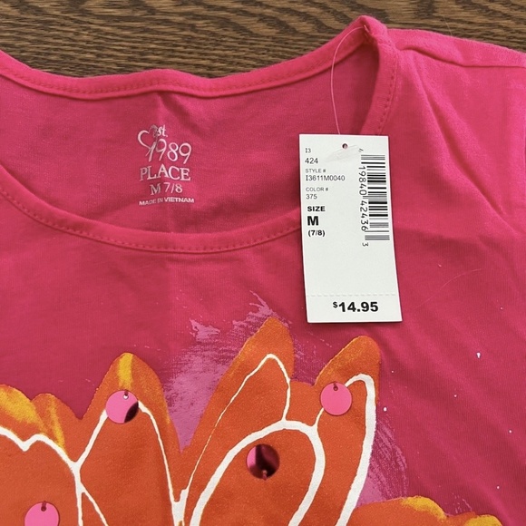 New Place t-shirt size 7/8 - Picture 3 of 4